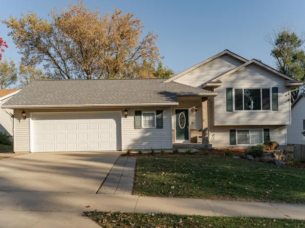 605 36th St SW, Rochester, MN 55902