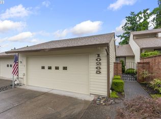 10265 SW Greenleaf Ter, Tigard, OR 97224