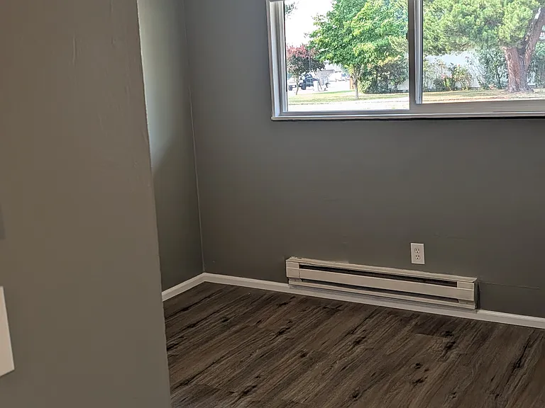1492 Main St #1 — Photo 7