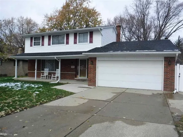 23429 Myrtle Dr, Clinton Township, MI 48036