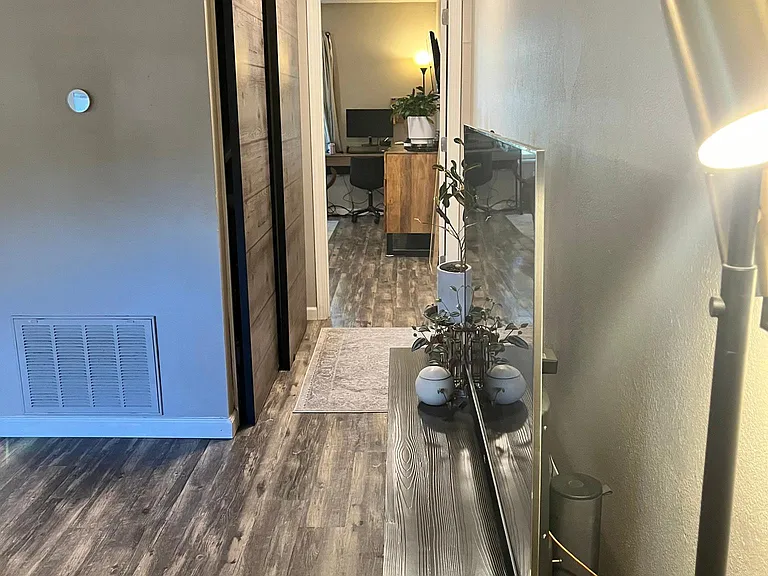 2108 N Garland Ave #2 — Photo 16