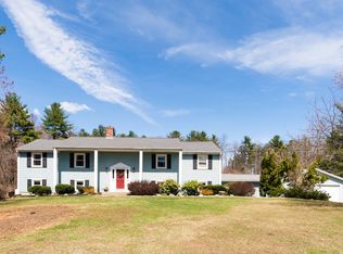 10 Doe Run Ln, Stratham, NH 03885