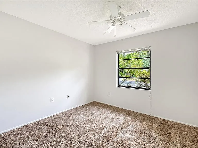 5010 Barrington Cir #2001 — Photo 26