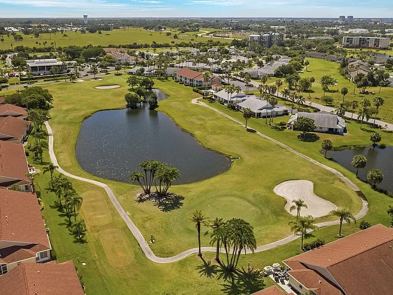 2725 Terra Ceia Bay Blvd #304 — Photo 3