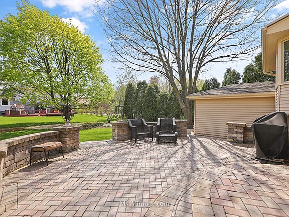 4th image of 1201 Chesham Ct