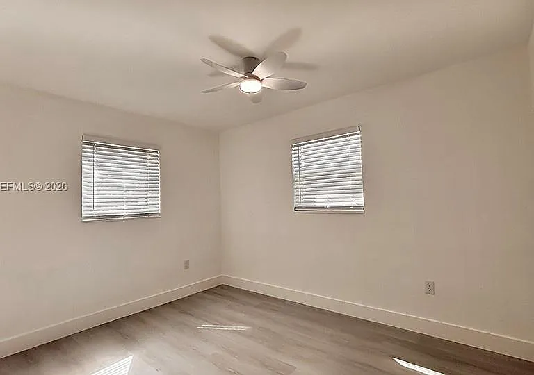 721 N 68th Ter — Photo 13