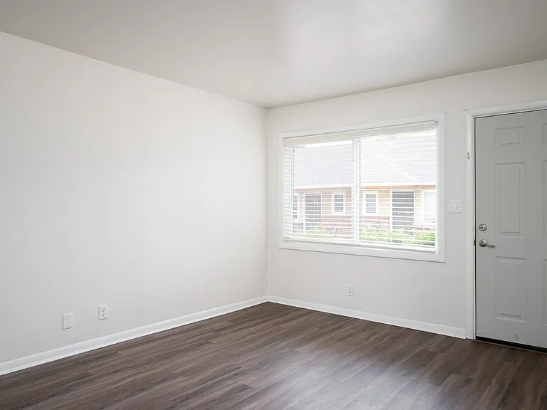 Clinton Court| Living Room Area