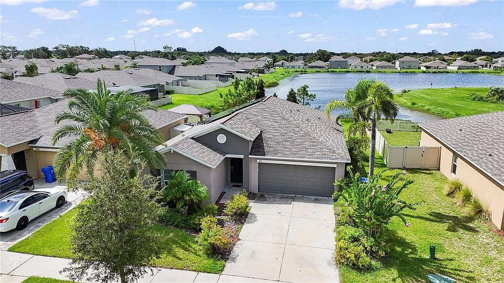 Building Photo - 1801 Broad Winged Hawk Dr