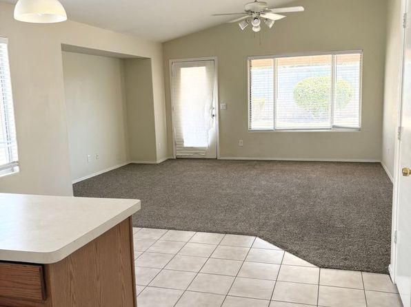 709 N Joshua Tree Ln