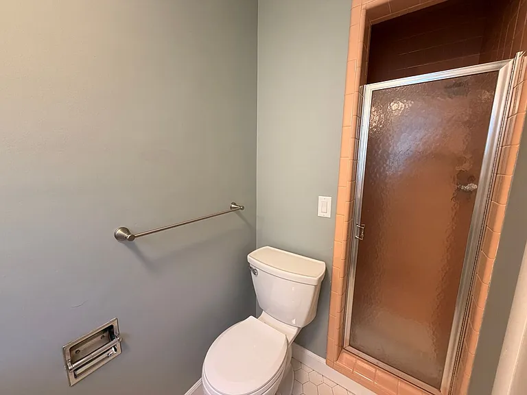 2538 Berwyck Rd SE — Photo 29