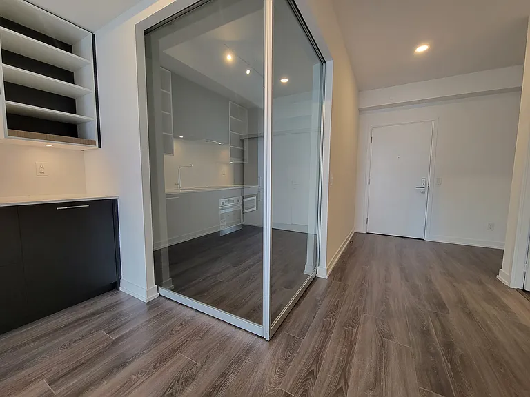 20 Edward St #7 — Photo 13