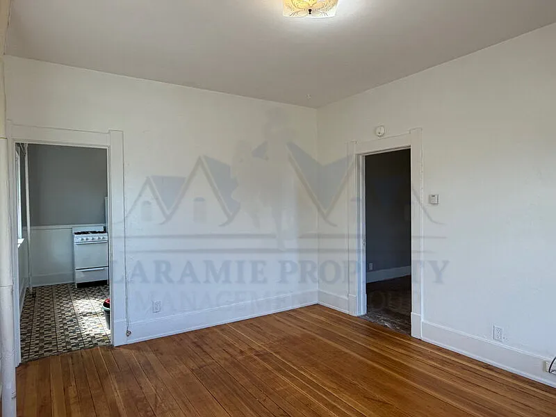 1 bed, 1.0 bath, $899 — Photo 4