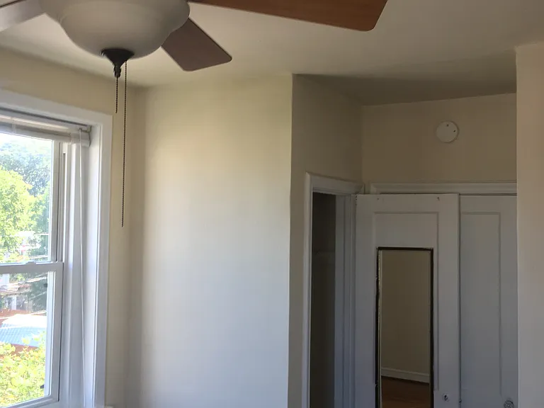 3426 W Grace St #11 — Photo 8