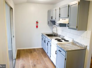 306 S Chester Pike APT 3, Glenolden, PA