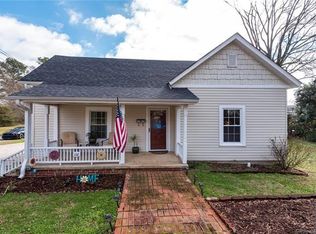 102 Charlotte St, York, SC 29745