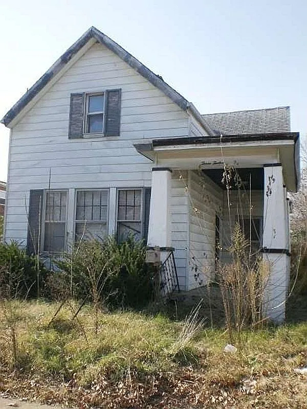 312 N 3rd Ave photo 1