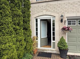2320 Sutton Dr, Burlington, ON L7L 6Y8