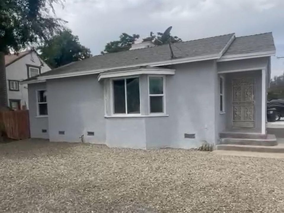 1st image of 2098 Belle St