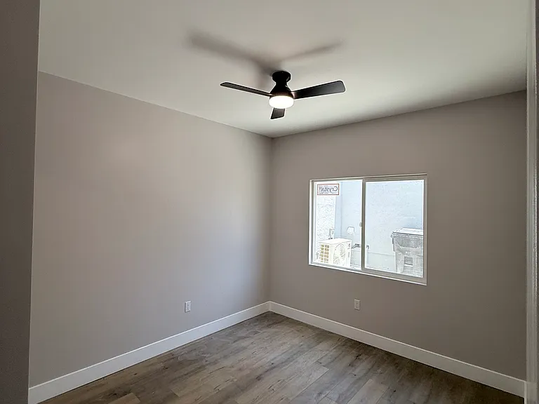 440 Denby St #1 — Photo 9