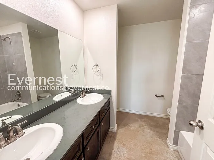 2316 Duntov Dr #B — Photo 4