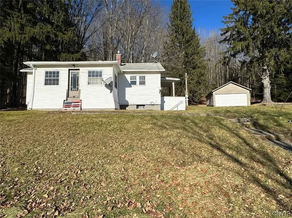 1561 County Road 18, Wellsville, NY 14895