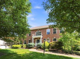 1512 Laurel Ridge Dr, Crescent, PA 15046
