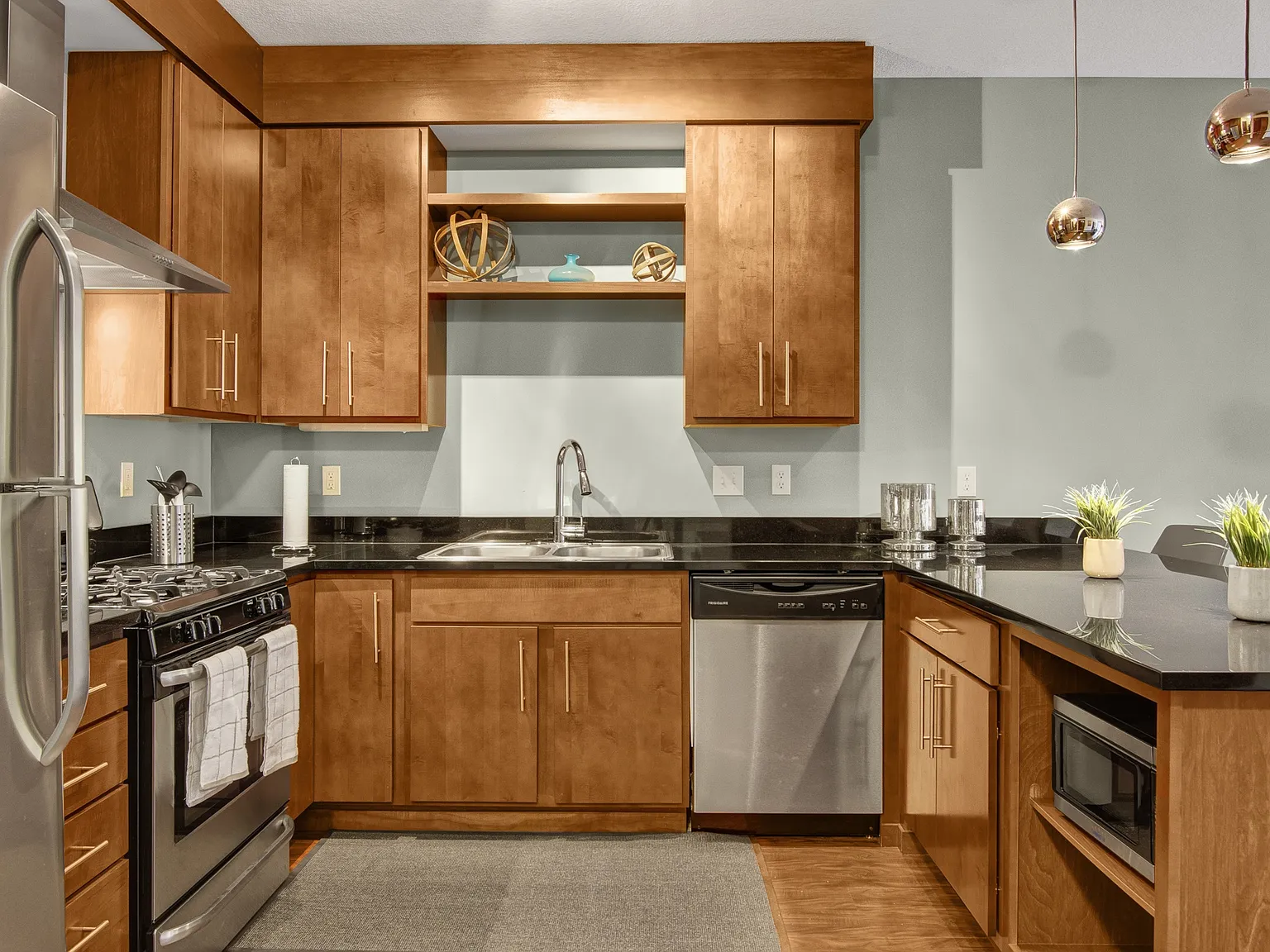 Vue Apartment Homes — Photo 3