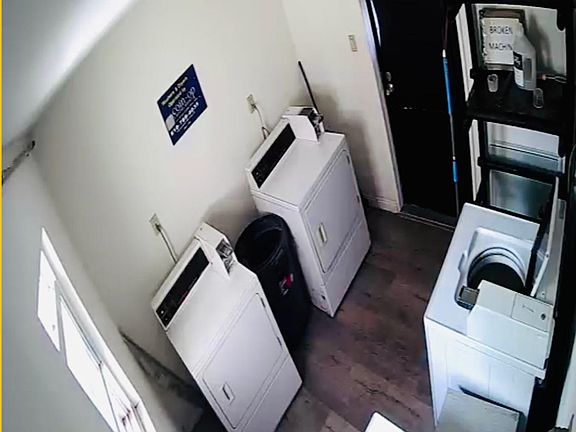 5th image of 505 N Marengo Ave APT 2
