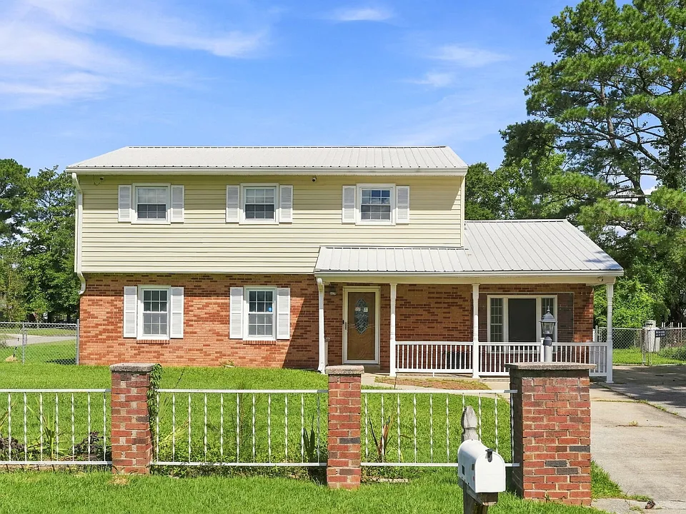 501 Tower Dr