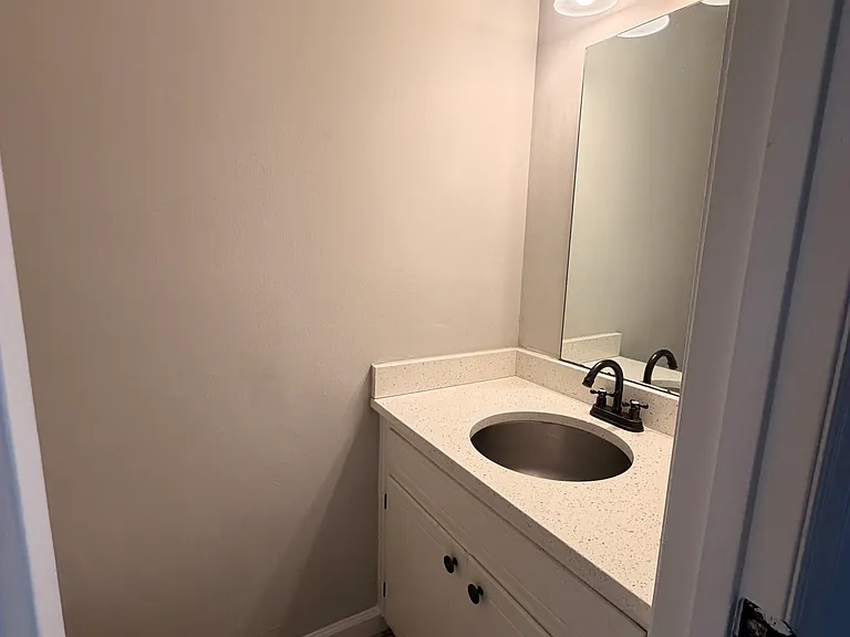 425 Lakewood Dr SW #436 — Photo 6
