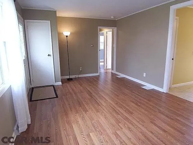 3 bed, 1700 sqft, $2,200 — Photo 2