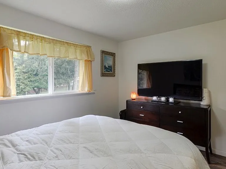 10710 115th Ave SW — Photo 12