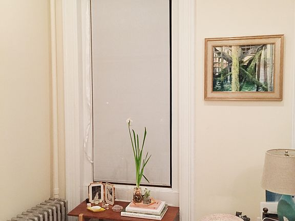 5th image of 556 Columbus Ave APT 10