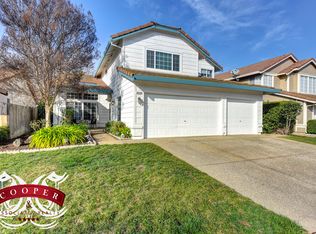 8850 Starfall Way, Elk Grove, CA 95624