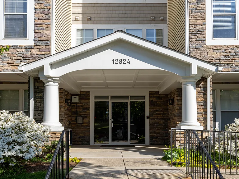 12824 Clarksburg Square Rd #105 — Photo 4