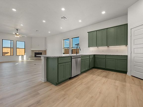 4th image of 5307 Remington Ave