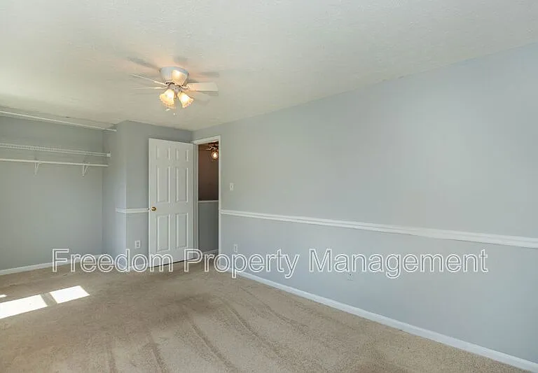 4686 Hercules Ln — Photo 14