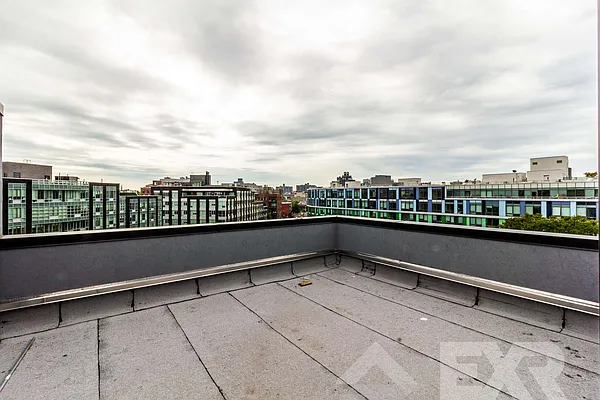 Rented by EXR | media 17