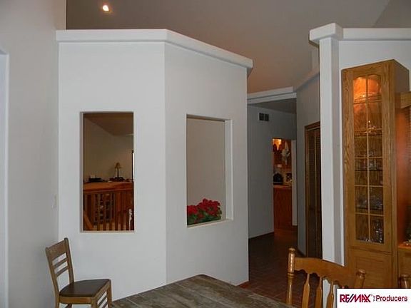 4th image of 417 Windchime Cir