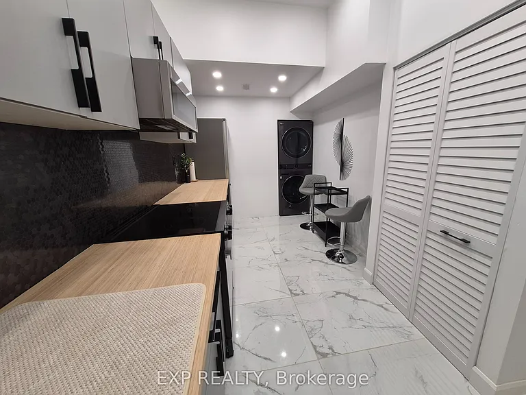 178 Lynn Coulter St — Photo 11