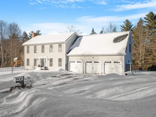 9 Spruce Court, Hooksett, NH 03106