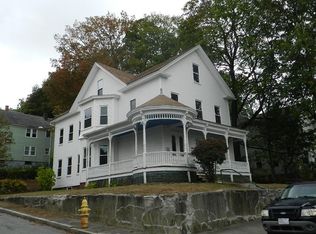 23 Lakewood St, Worcester, MA 01603