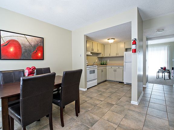 5th image of 3409 W Michigan Ave #12