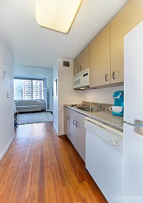 Rented by Brown Harris Stevens | media 7