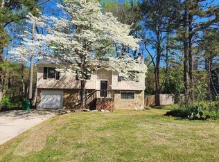 1927 Taffeta Trl, Lithonia, GA 30058