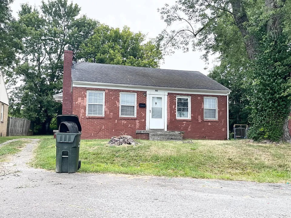 60 Robin Rd