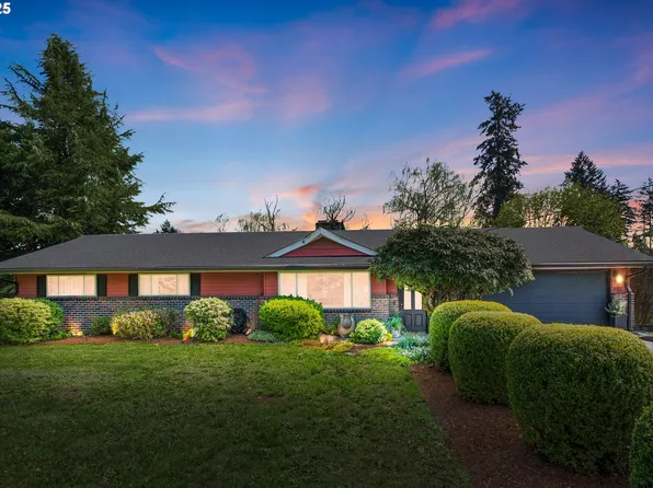 9811 NE 152nd Ave, Vancouver, WA 98682