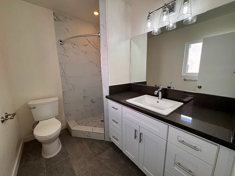 520 Avenue G #7 — Photo 14