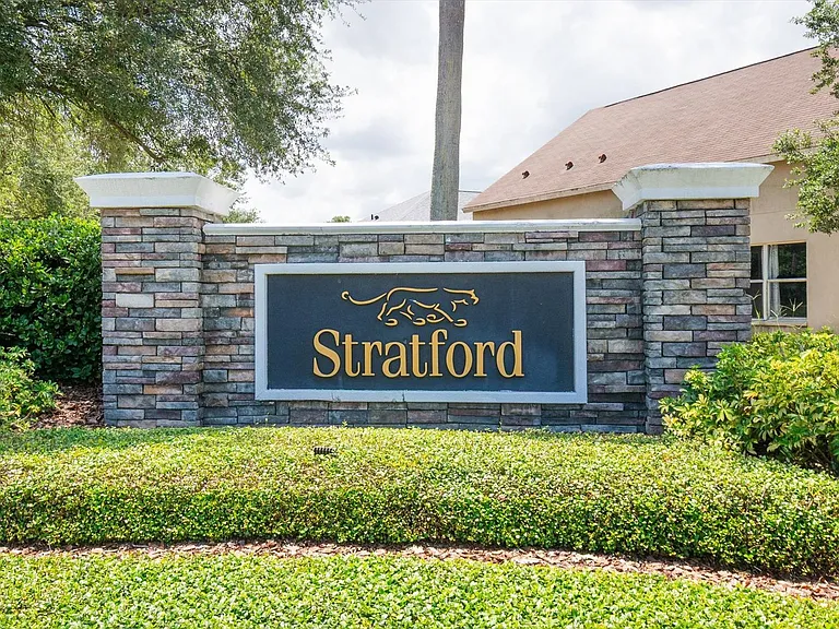 10825 Newbridge Dr — Photo 44