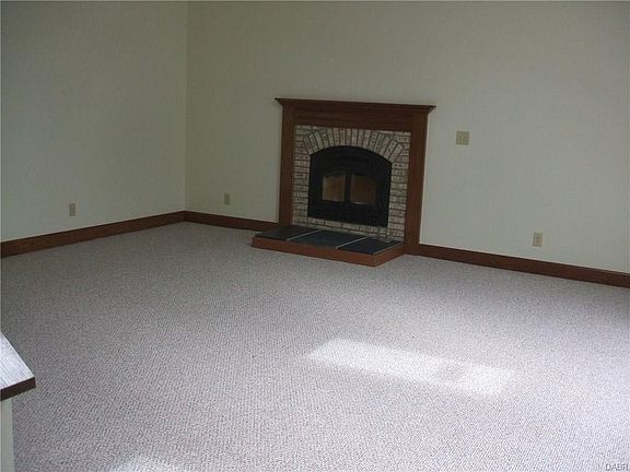 5th image of 1448 Meadow Moor Dr